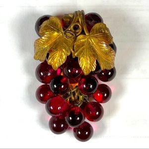 Vintage grape cluster brooch / dress clip